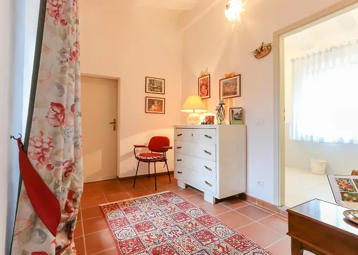 Il Pino Di Spazzavento Cetona